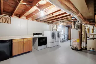 45 Juniper Dr, Springfield, MA 01119 - Photo 34