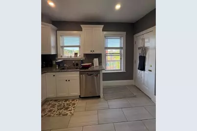 10 Houghton St #3, Boston, MA 02122 - Photo 4