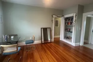 10 Houghton St, Boston, MA 02122 - Photo 14
