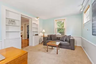 35 Brandon St, Lexington, MA 02420 - Photo 12