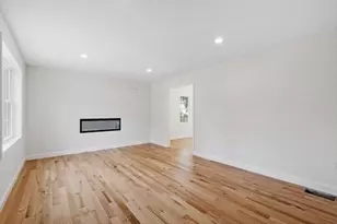 207 Wilson St, Haverhill, MA 01832 - Photo 4