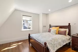 9 Farrar St, Cambridge, MA 02138 - Photo 20