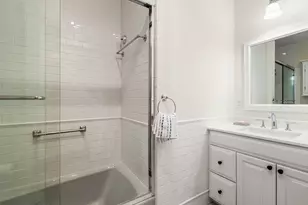 9 Farrar St, Cambridge, MA 02138 - Photo 18