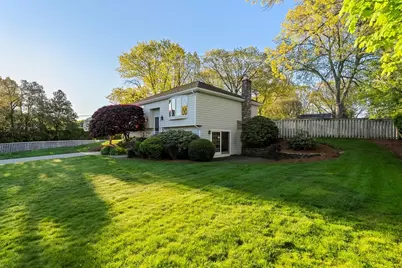 14 Eugene Rd, Burlington, MA 01803 - Photo 2