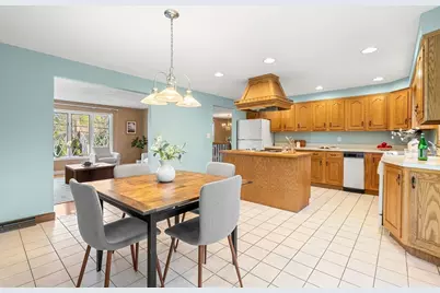 14 Eugene Rd, Burlington, MA 01803 - Photo 12