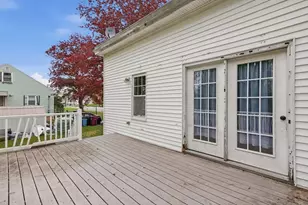 104 Bedford Ave, Lowell, MA 01854 - Photo 38