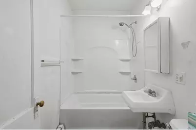 104 Bedford Avenue, Lowell, MA 01854 - Photo 34