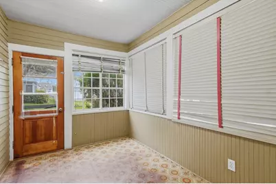 104 Bedford Avenue, Lowell, MA 01854 - Photo 4