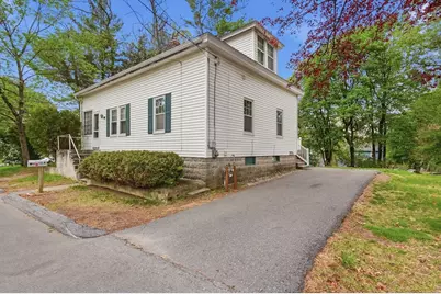 104 Bedford Avenue, Lowell, MA 01854 - Photo 2