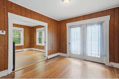 104 Bedford Avenue, Lowell, MA 01854 - Photo 8