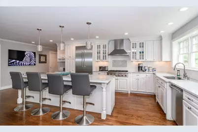 1098 Webster Street, Needham, MA 02492 - Photo 2