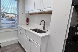 12 Pine St, Attleboro, MA 02703 - Photo 6