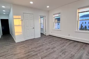 12 Pine St, Attleboro, MA 02703 - Photo 4