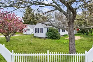 1 Gilbert Rd, Dennis, MA 02639 - Photo 2