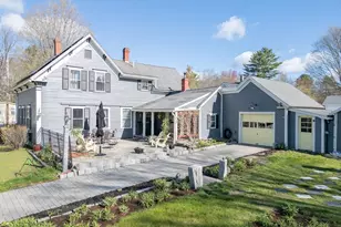 41 Brookline St, Townsend, MA 01469 - Photo 2