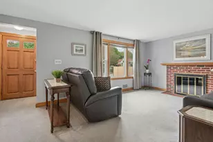 88 Kendall Ave, Framingham, MA 01702 - Photo 4