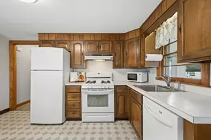 88 Kendall Ave, Framingham, MA 01702 - Photo 12