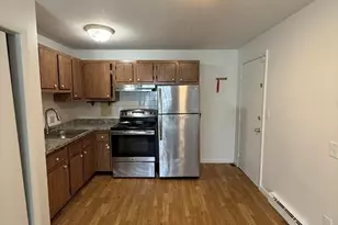 87 Cedar St, Malden, MA 02148 - Photo 14