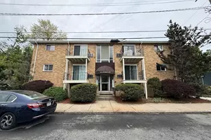 87 Cedar St, Malden, MA 02148 - Photo 2