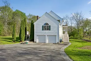 30 Clews St, Shrewsbury, MA 01545 - Photo 2
