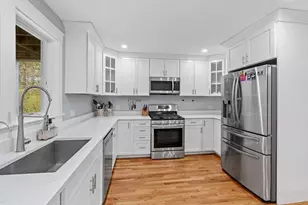 604 Dover Rd, Westwood, MA 02090 - Photo 10