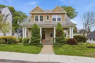 17 Winthrop St, Marlborough, MA 01752 - Photo 2