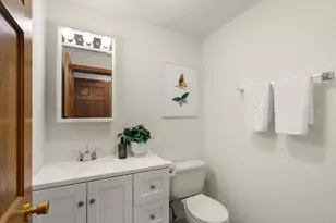 128 Parker St, Acton, MA 01720 - Photo 14