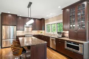 113 Carlisle St, Newton, MA 02459 - Photo 8