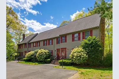 736 Mount Hope St #4, North Attleboro, MA 02760 - Photo 2