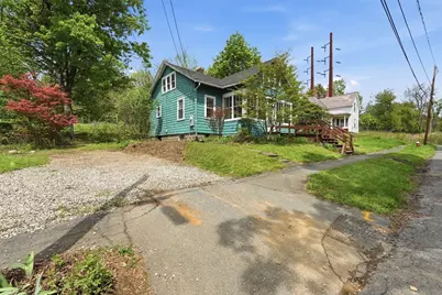 60 Spaulding St, Amherst, MA 01002 - Photo 2