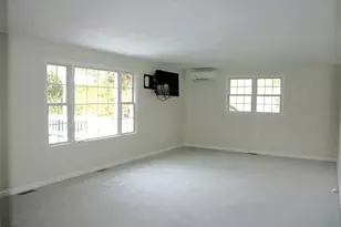 27 Reservoir Ave, Lakeville, MA 02347 - Photo 10