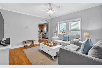 180 W 8th #2, Boston, MA 02127 - Photo 10