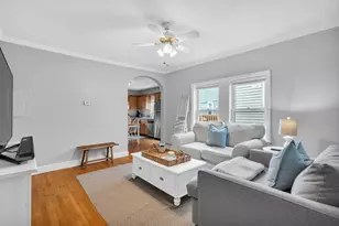 180 W 8th, Boston, MA 02127 - Photo 10