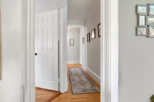 187 Burrill St, Swampscott, MA 01907 - Photo 10