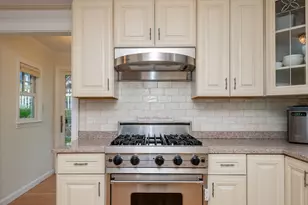 2 Parkwood Rd, Lynnfield, MA 01940 - Photo 18