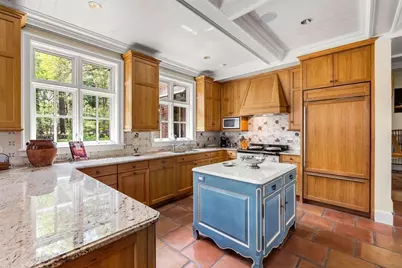 110 Juniper Rd, Belmont, MA 02478 - Photo 12