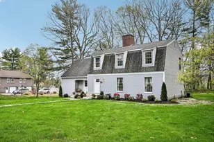 20 Crestwood Rd, North Reading, MA 01864 - Photo 2