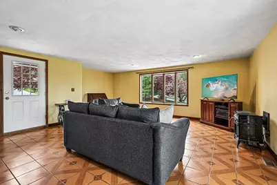 20 Crestwood Rd, North Reading, MA 01864 - Photo 6