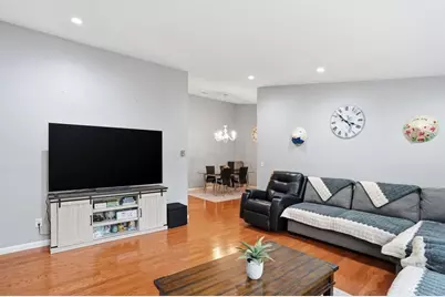 11 Royal Lake Dr #6, Braintree, MA 02184 - Photo 4
