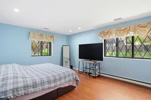 11 Royal Lake Dr, Braintree, MA 02184 - Photo 16