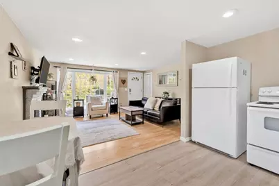 104 Highland St, Mashpee, MA 02649 - Photo 8