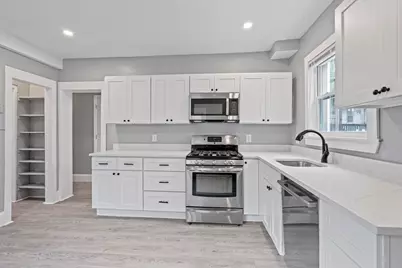 234 Bowen St, Boston, MA 02127 - Photo 2