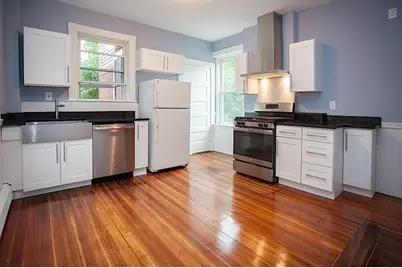 200 Harvard #4, Cambridge, MA 02139 - Photo 2