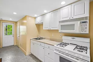 44 Warren Ave, Woburn, MA 01801 - Photo 26