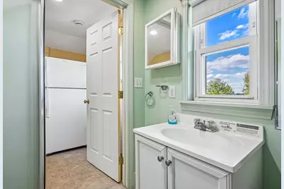 44 Warren Ave, Woburn, MA 01801 - Photo 30