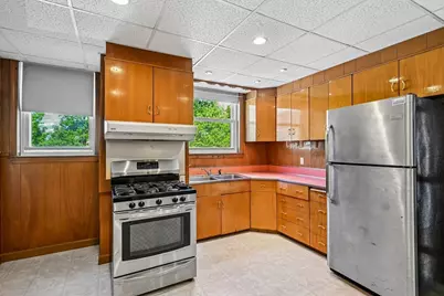 44 Warren Ave, Woburn, MA 01801 - Photo 8