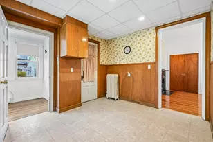 44 Warren Ave, Woburn, MA 01801 - Photo 10