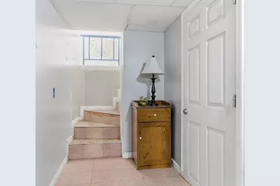 122 Perry St, Central Falls, RI 02863 - Photo 16