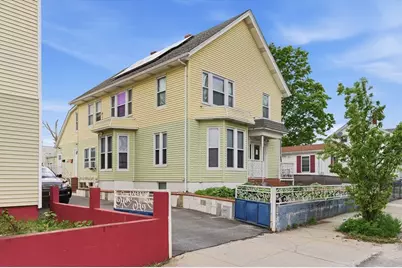 122 Perry St, Central Falls, RI 02863 - Photo 2