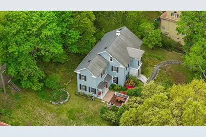 36 Maple Ave, Newton, MA 02458 - Photo 2